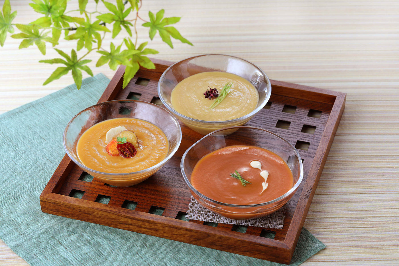 和風スープ(3個)　なだ万　甘えび・10種の野菜・とうもろこし　–